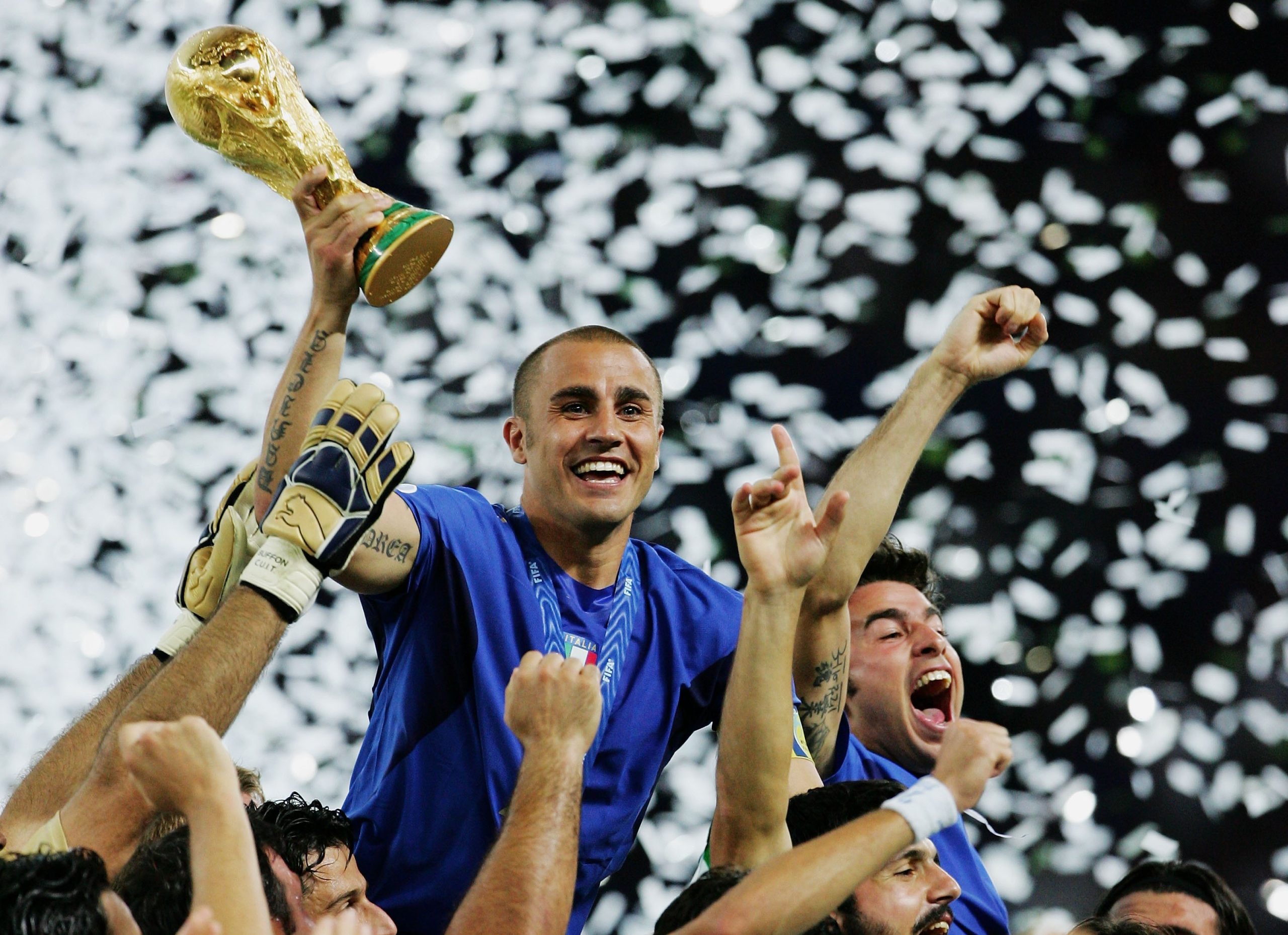 Fabio Cannavaro foi zagueiro icônico e capitão do tetracampeonato